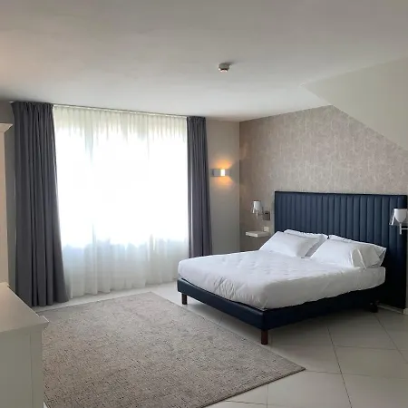 Palma Mysuite Di Garda Hotel 4*